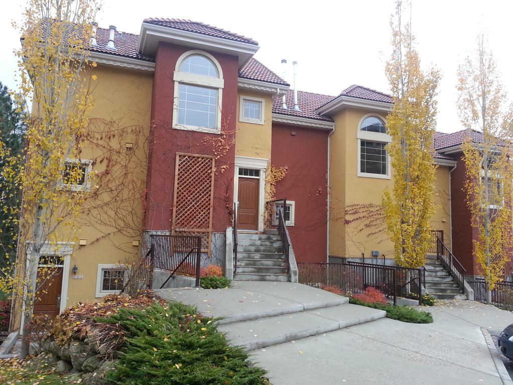Bellasera Tuscan Villas By Associated Property Management Kelowna Luaran gambar