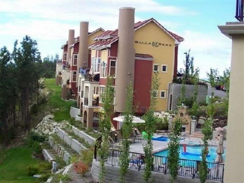 Bellasera Tuscan Villas By Associated Property Management Kelowna Luaran gambar